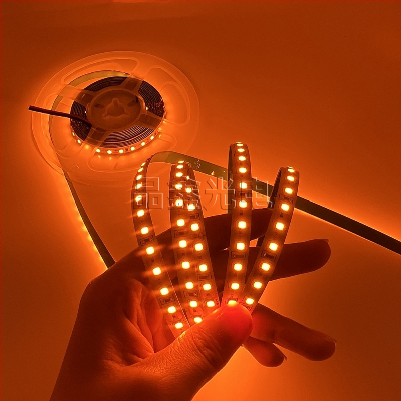 2835 oranžová LED páska, 12V/24V, samolepiaca, ohybná pre vnútorné osvetlenie stropu