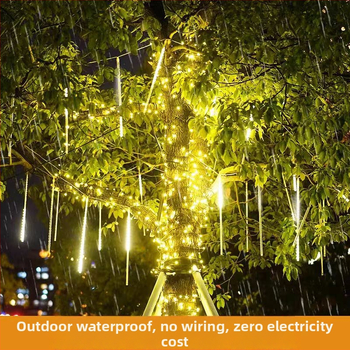 Solárne visuté svetlá na strom pre vonkajšie prostredie s LED pásikmi, efekt meteorického dažďa, viacfarebné osvetlenie krajiny