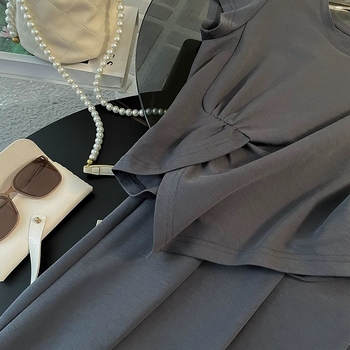 Letný dámsky dvojdielny set so sukňou — casual móda, elegantný, jednoduchý, zoštíhľujúci vzhľad