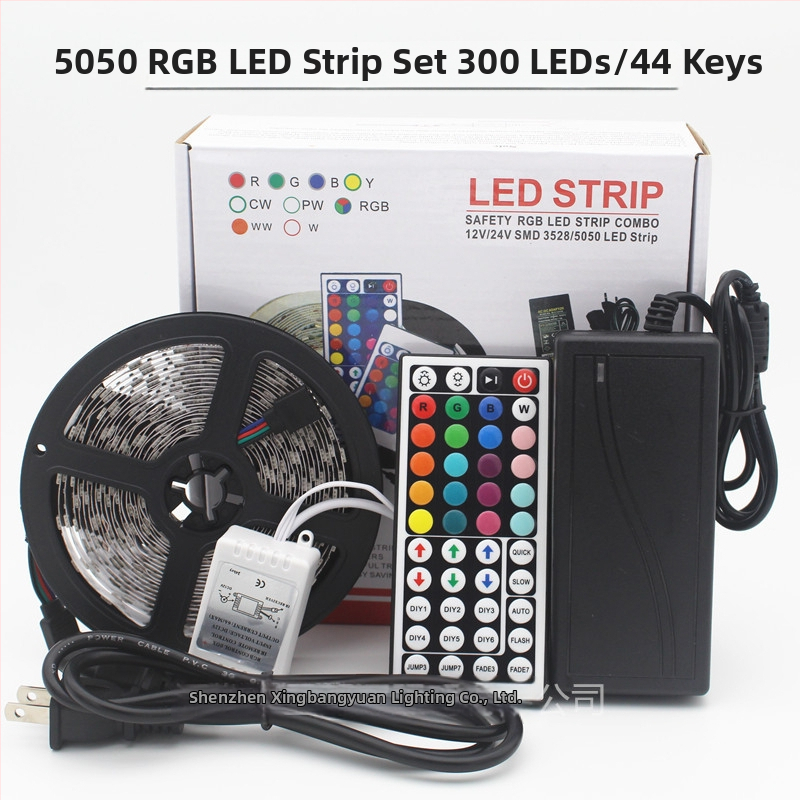 LED pásik 12V, 5050 RGB, 5 m set, epoxidové potiahnutie, vodotesnosť IP65, zmena farieb, pružný pásik so 60 LED, balenie v farebnej krabičke