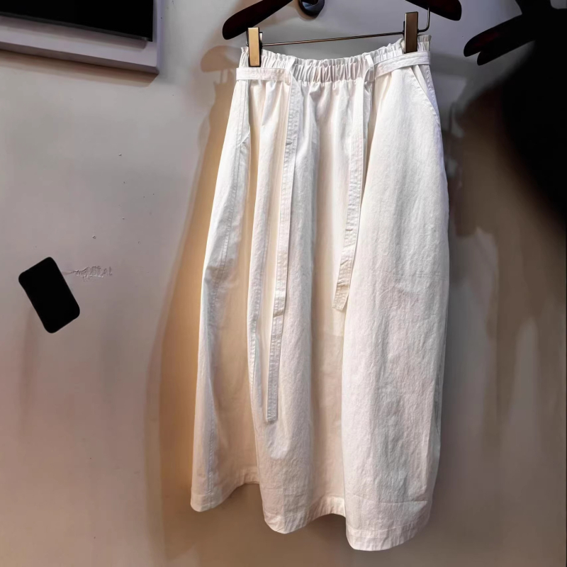 Dámska midi plisovaná sukňa s vysokým pásom a elastickým pásom – mestský streetwear, korejský štýl, jar-leto 2026