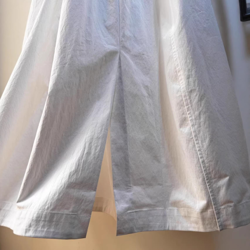 Dámska midi plisovaná sukňa s vysokým pásom a elastickým pásom – mestský streetwear, korejský štýl, jar-leto 2026
