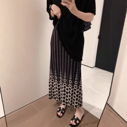 2026 letné vintage kvetinový vzor midi sukňa so úzkym strihom, bočný rozparok, elegantný rovný strih