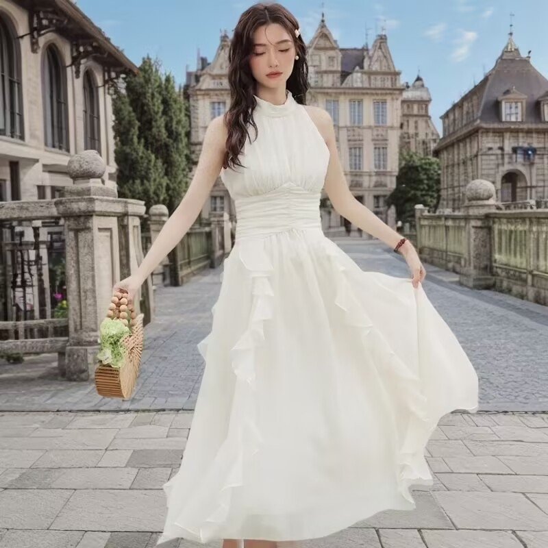 Elegantné letné šaty s halterom pre ženy, bez rukávov, dlhé, s volánovým lemom, z polyesteru.