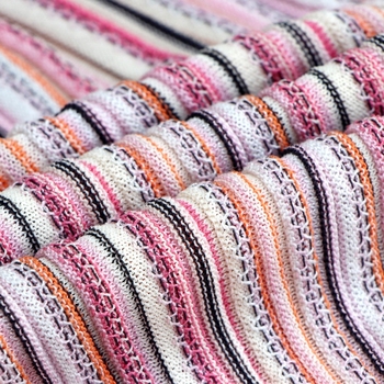 Missoni Nanyou elegantné pletené šaty bez rukávov, s okrúhlym výstrihom, stredná dĺžka, pruhované, jar-let