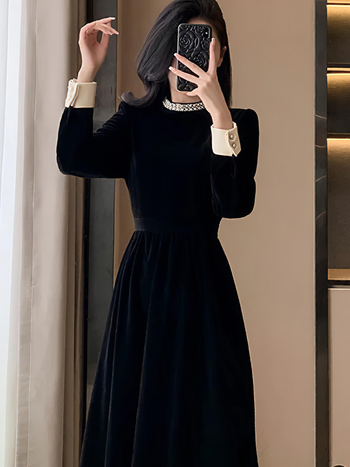 Hepburn štýlové velúr šaty s rukávmi v štýle košeľa, čierne dlhé šaty v A línii s okrúhlym výstrihom, elegantné
