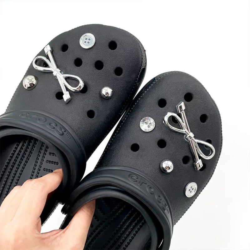 Nr-0022: 26 нови аксесоари за Crocs обувки с изискан стил, подходящи за Crocs копчета, сребърни пеперудени украси за обувки
