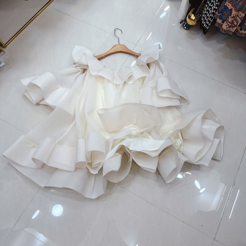 Αυστραλιανό φόρεμα σε niche με off-shoulder και βολάν, γραμμή Α, μακρύ φόρεμα, μοντέλο A2-8351