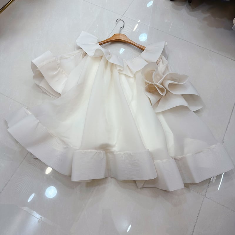 Αυστραλιανό φόρεμα σε niche με off-shoulder και βολάν, γραμμή Α, μακρύ φόρεμα, μοντέλο A2-8351
