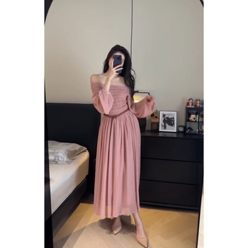 Ροζ φόρεμα από chiffon με puff μανίκια, midi μήκος, εμπνευσμένο από Zhao Lusi, κατά παραγγελία