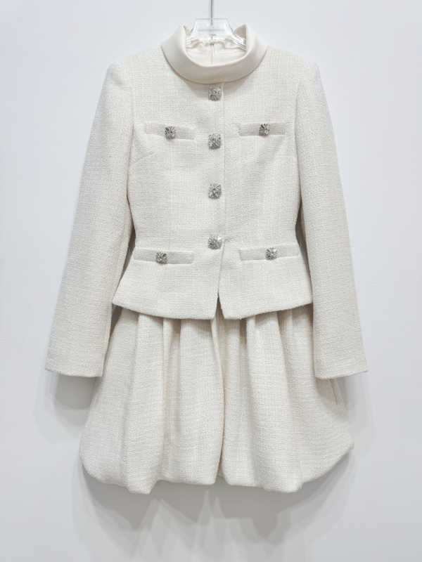 Φόρεμα από tweed σε στυλ Chanel, με μακριά μανίκια, στενή γραμμή, φούστα τύπου τουλίπας, κοντό μήκος