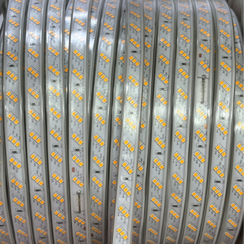 Λωρίδα LED 220V, τριών σειρών με 2835 LEDs, 180 λαμπάκια LED, IP67 αδιάβροχη, κατάλληλη για εσωτερικό φωτισμό οροφής και εξωτερική χρήση