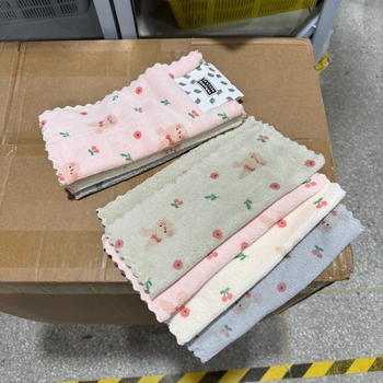 4 τεμάχια πανιά κουζίνας από Coral Fleece, μη κολλάνε στα λίπη, χωρίς αποκολλήσεις ινών, εύκολος καθαρισμός, με εκτυπωμένο σχέδιο
