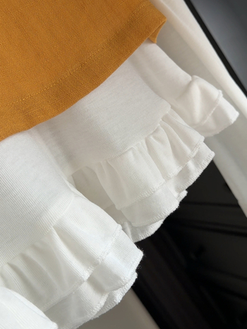 Γυναικείο γιλέκο σε κορεατικό στυλ με κορδόνια από βαμβάκι και λινό, σε στρώση με μακρυμάνικη T‑shirt, δύο τεμάχια για την άνοιξη του 2026