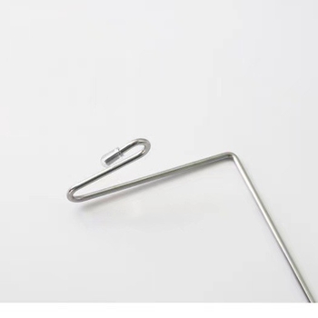 Minimalistický odkvapkávací stojan z nerezovej ocele pre drez, vhodný pre šálky a handričky