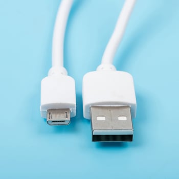 USB Android заряден кабел MicroV8 с Bluetooth слушалка, малък вентилатор и аварийна светлина – кабел за данни за бързо зареждане