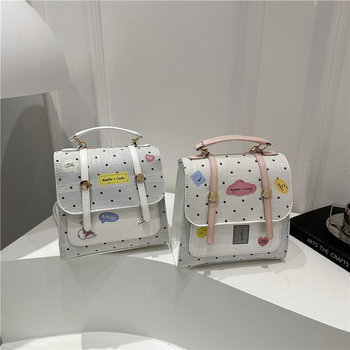 Dievčenský viacúčelový batoh na školu a do mesta – štýlový a ľahký s bodkovaným vzorom, crossbody taška