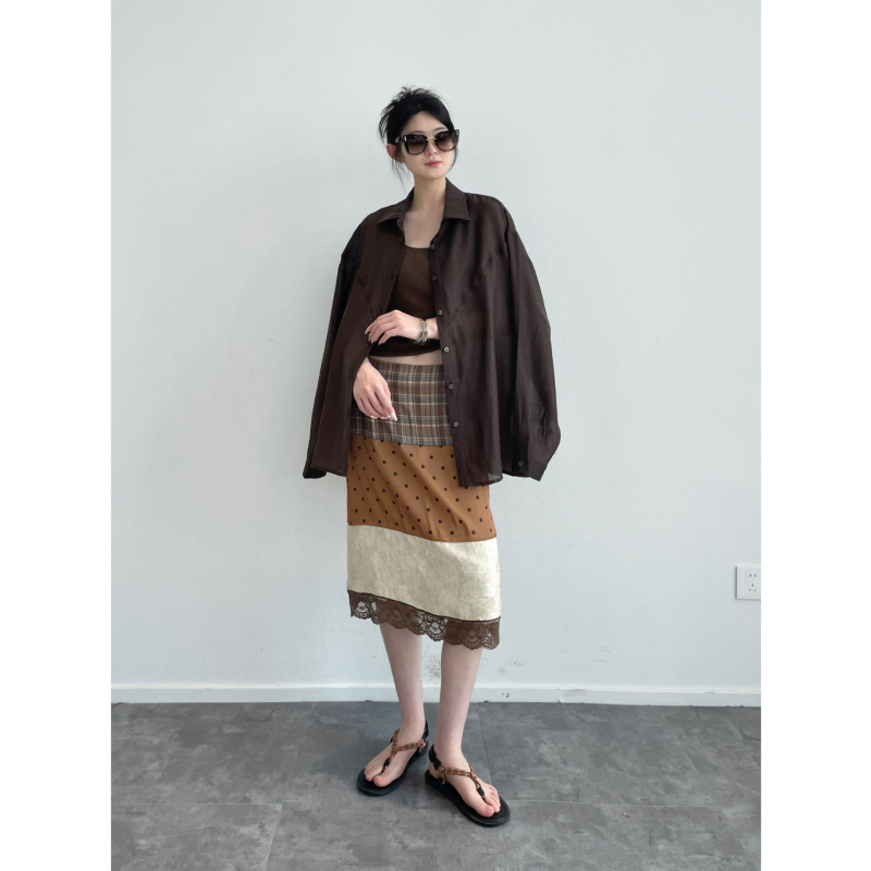Γυναικεία φούστα midi σε καφέ απόχρωση, patchwork, draped, vintage στυλ, καθημερινή χρήση