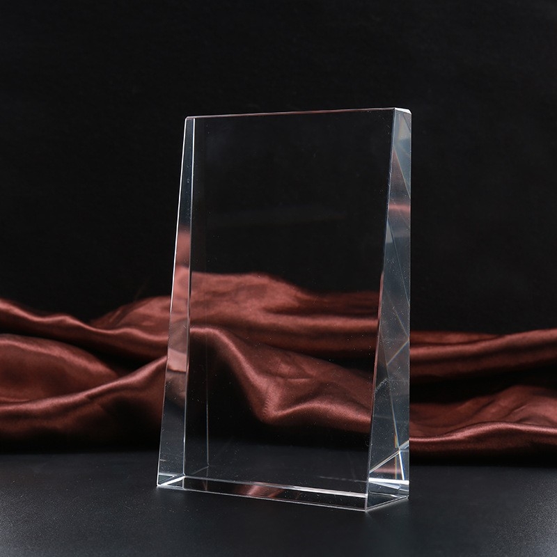 Placă K9 din cristal, margine în unghi – cristal sintetic transparent, trofeu decorativ, nepersonalizată