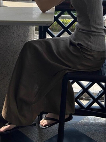Καφέ μακριή φούστα από λινό, Α-γραμμής, με υψηλή ζώνη και πλευρική σχισμή, καλοκαιρινή συλλογή 2025, κομψό στυλ