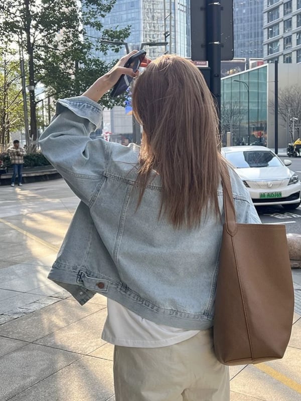 Dámska rifľová bunda v retro hongkong štýle, svetlo modrá, voľný strih, krátky strih, casual pracovné oblečenie na jar a jeseň