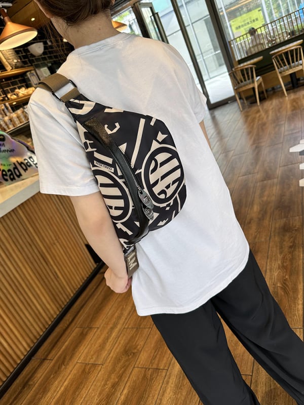 Ženska crossbody torba za struk s printom dumpling, modni trend 2025, lagana za casual outdoor