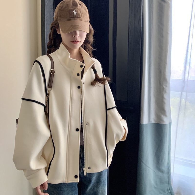 Γυναικείο baseball jacket για άνοιξη-φθινόπωρο για μικροσωματικές γυναίκες, με σταθερό γιακά, άνετη γραμμή, κοντό παλτό με επένδυση φλίς και ορατές ραφές