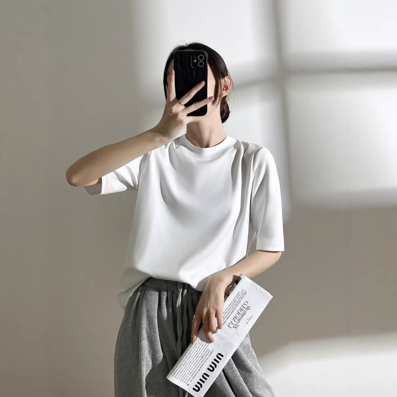 Γυναικείο T‑shirt από πολυεστέρα-βαμβάκι, στρογγυλή λαιμόκοψη, κοντό μανίκι, φαρδιά γραμμή