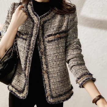 Γυναικείο κοντό σακάκι από tweed σε στυλ Chanel, φθινοπωρινό 2024, κομψό και εκλεπτυσμένο