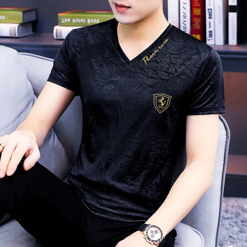 Νέο αντρικό κοντομάνικο T‑shirt από ice silk με V‑λαιμό, χαλαρή γραμμή, ελαφρύ, διαπνέον και γρήγορο στέγνωμα.