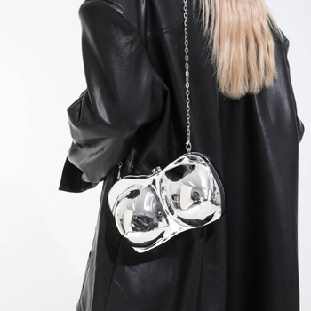 Βραδινή clutch τσάντα με ακρυλικό κέλυφος σε σχήμα κοχυλιού, μονοχρωμη μεταλλική επίστρωση, χιαστού λουράκι για γυναίκες