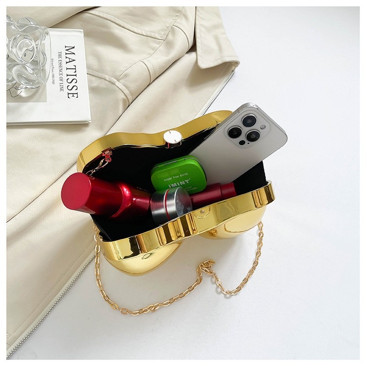 Βραδινή clutch τσάντα με ακρυλικό κέλυφος σε σχήμα κοχυλιού, μονοχρωμη μεταλλική επίστρωση, χιαστού λουράκι για γυναίκες
