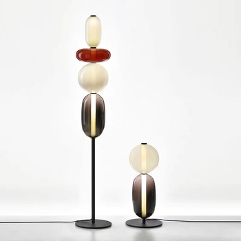 Skandináv posztmodern üvegszálas csillár, egyedi gyártású a nappalira, étkezőbe és hálószobába; művészi, színes tök alakú függőlámpa, minimalistikus luxus megjelenéssel.