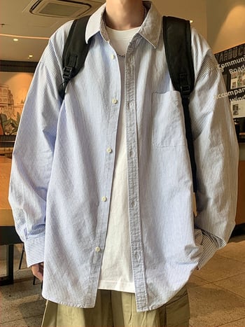 Pánska dlhá rukávová pruhovaná košeľa, letný voľný strih, mestský streetwear, retro štýl.