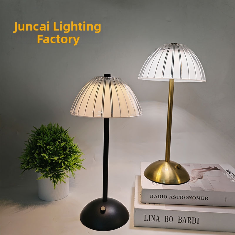 Prispôsobená krištáľová stolná lampa, retro lampa na nočný stolík do spálne, ambientné osvetlenie do spálne, nabíjateľná nočná lampička, pocit prémiovej kvality