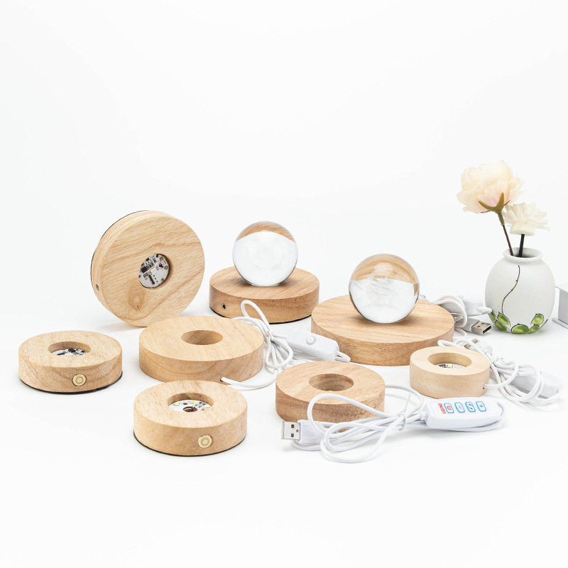 LED βάση από ξύλο beech για νυχτερινό φως, με χαρακτική, φόρτιση, διακοσμητική κρυστάλλινη σφαίρα
