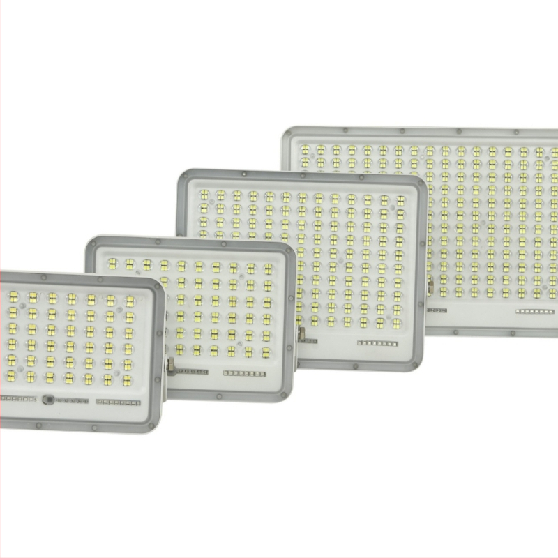 4-v-1 solárny reflektor s hliníkovým odliatkom, IP65 vonkajšia vodotesnosť, LED svetlo
