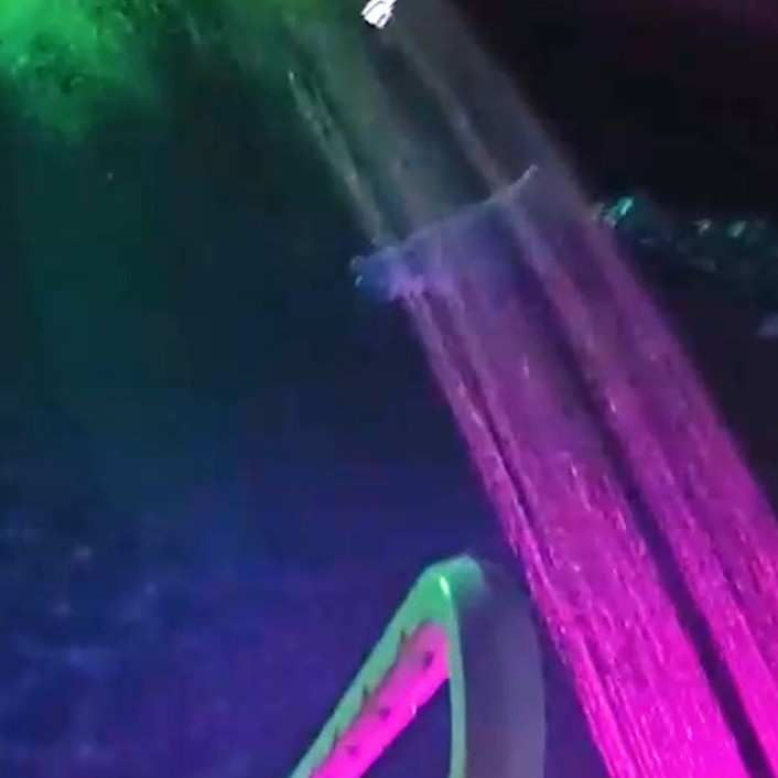 RGB LED светлина за басейн с фонтан, патентована в САЩ, водоустойчива за ограда на надземен басейн, 360° осветление