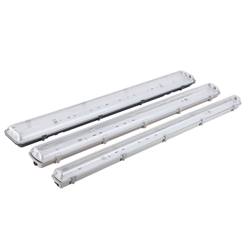 LED háromvédett lámpatartó T5/T8-hoz difúzoros árnyékolóval, nedvességálló és vízálló, 1.2 m hosszú