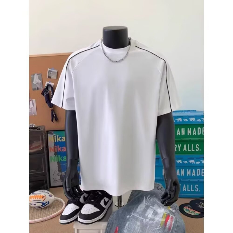 Μαύρο ανδρικό T‑shirt με κοντά μανίκια Raglan, patchwork με ρίγες, Ζ‑στυλ, στρογγυλός λαιμός, καλοκαίρι 2026