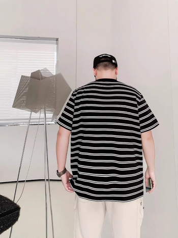 Ανδρικό T‑shirt κοντό μανίκι σε μεγάλες διαστάσεις, ριγέ, χαλαρή εφαρμογή, στρογγυλός λαιμός, βαμβακερό μείγμα, αναπνοή, αντιβακτηριακή δροσιά, καλοκαίρι