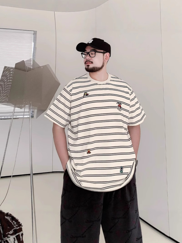 Ανδρικό T‑shirt κοντό μανίκι σε μεγάλες διαστάσεις, ριγέ, χαλαρή εφαρμογή, στρογγυλός λαιμός, βαμβακερό μείγμα, αναπνοή, αντιβακτηριακή δροσιά, καλοκαίρι