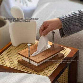 Drevená krabička na vreckovky do obývačky, minimalistický dizajn, masívne drevo, dekoratívny doplnok inšpirovaný knihou
