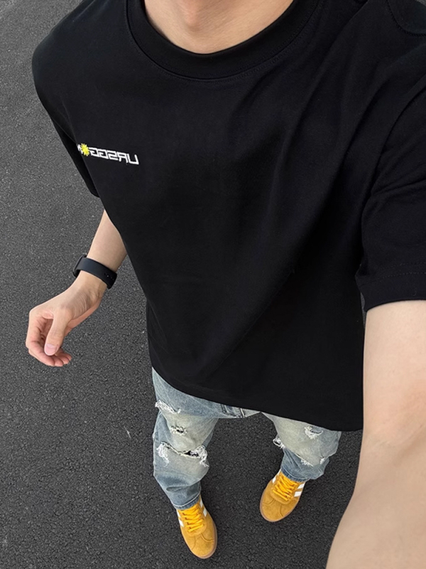 Cleanfit ανδρικό T-shirt με κοντά μανίκια, πίσω φλοράλ εκτύπωση, στρογγυλός λαιμός, χαλαρή γραμμή, καλοκαίρι