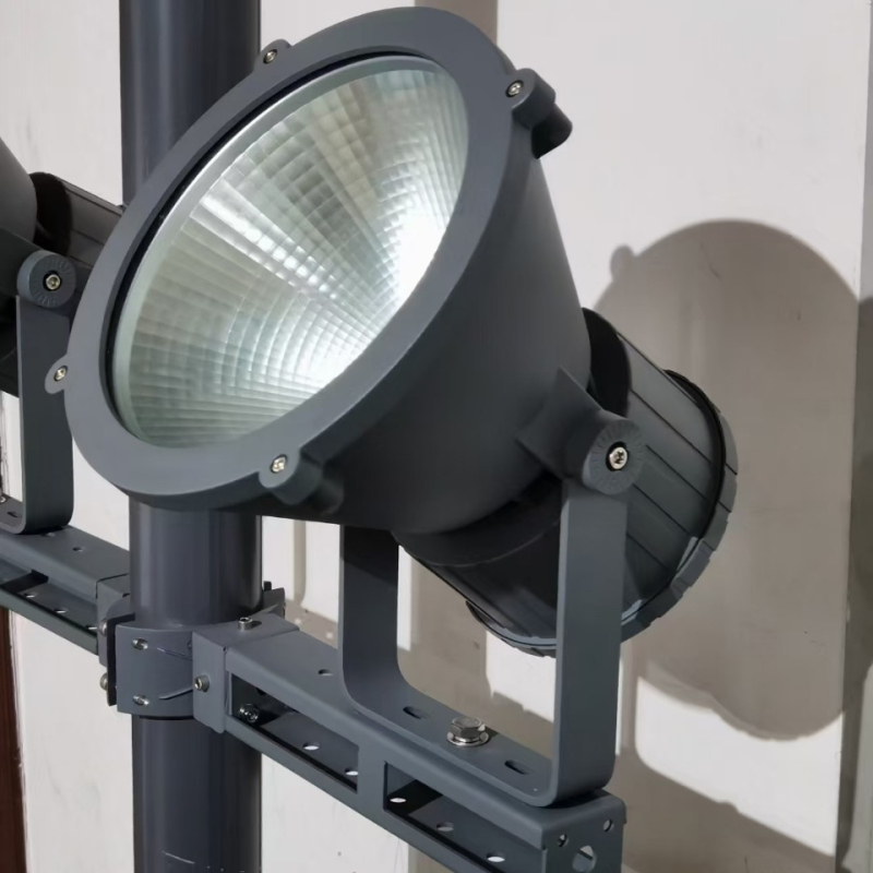 Kültéri LED vetítő lámpa, IP65 vízálló, 50W, 220V