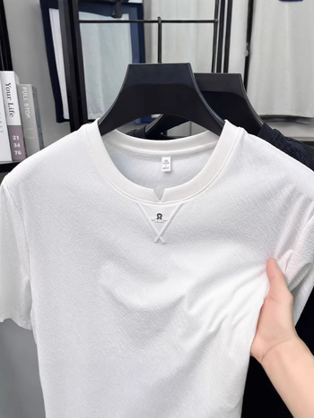 Ανδρικό T-shirt με στρογγυλή λαιμόκοψη, κοντό μανίκι, ice silk, ελαφρύ και χαλαρό στυλ για καλοκαίρι, για άνδρες μέσης ηλικίας
