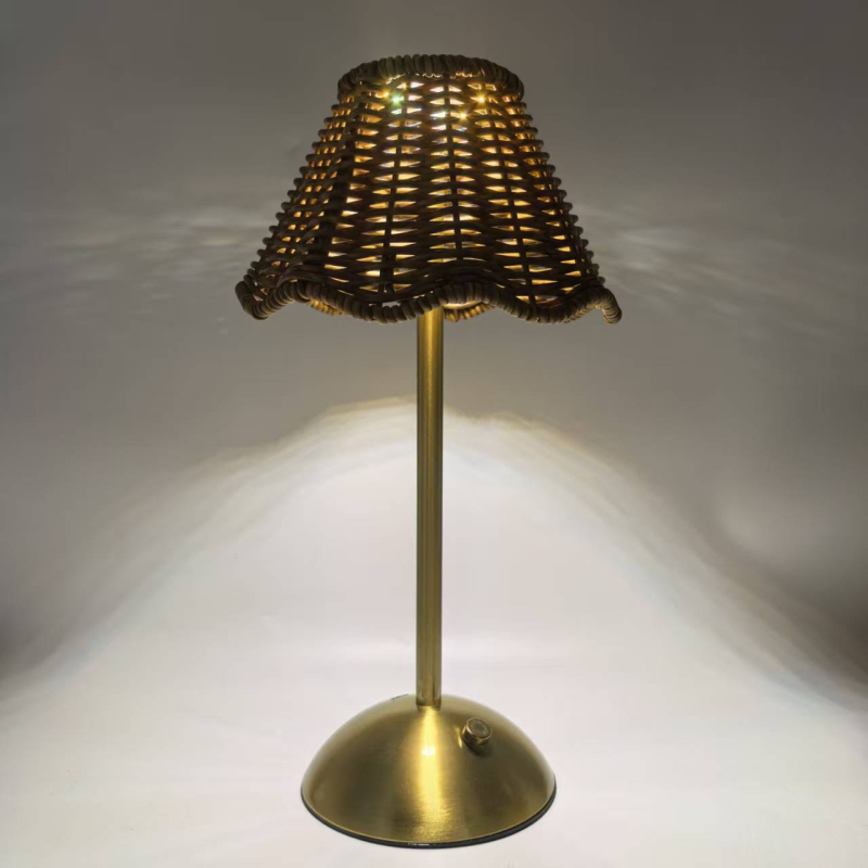 LED nabíjateľná stolná lampa s retro rotangovým dizajnom, atmosférické osvetlenie, juhovýchodnej Ázie štýl, domáci doplnok do obývačky a spálne, dotykové ovládanie, tri teploty farieb s plynulým jasom