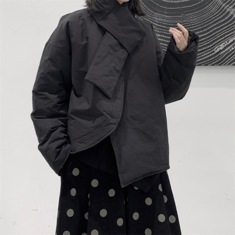 Γυναικείο μπουφάν Yohji Yamamoto με σχεδιαστική φινέτσα, ασύμμετρο κόψιμο, κοντό, ζεστό για φθινόπωρο-χειμώνα, γιακάς-κασκόλ, χωρίς γούνα