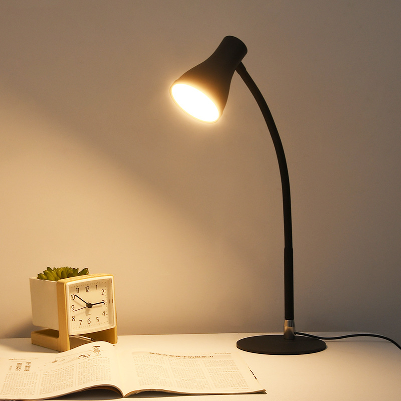 LED лампа за бюро с защита на очите, USB, за учене и четене, подходяща за ученици и детски стаи, защита от синя светлина