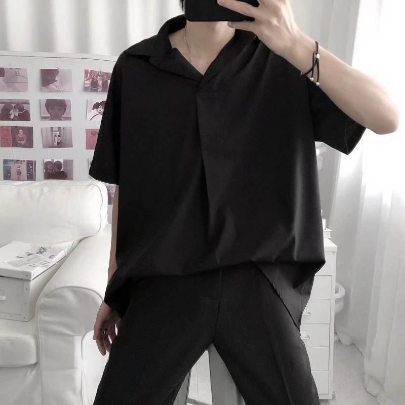 Ανδρικό καλοκαιρινό polo σε απλό ιαπωνικό casual στυλ, με γιακά σε στυλ Χονγκ Κονγκ, κοντά μανίκια, άνετη εφαρμογή, εμπνευσμένο από Harajuku.